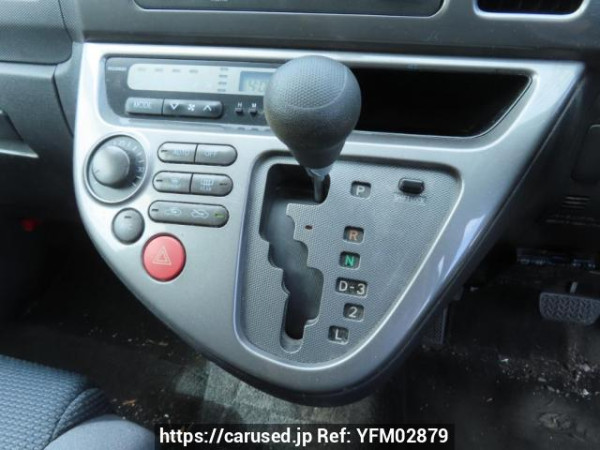 Used 2003 AT toyota wish ZNE10G Image[28]