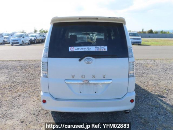 Used 2005 AT toyota voxy AZR60G Image[5]