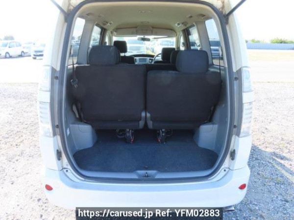 Used 2005 AT toyota voxy AZR60G Image[8]