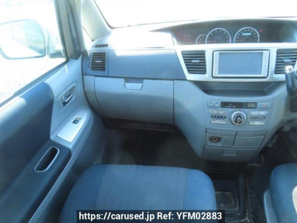 Used 2005 AT toyota voxy AZR60G Image[21]