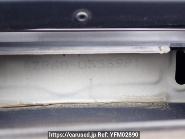 Used 2004 AT toyota voxy AZR60G Image[12]