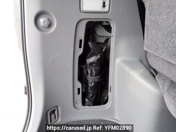 Used 2004 AT toyota voxy AZR60G Image[45]