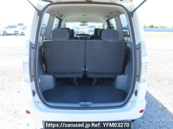 Used 2006 AT toyota voxy AZR60G Image[8]