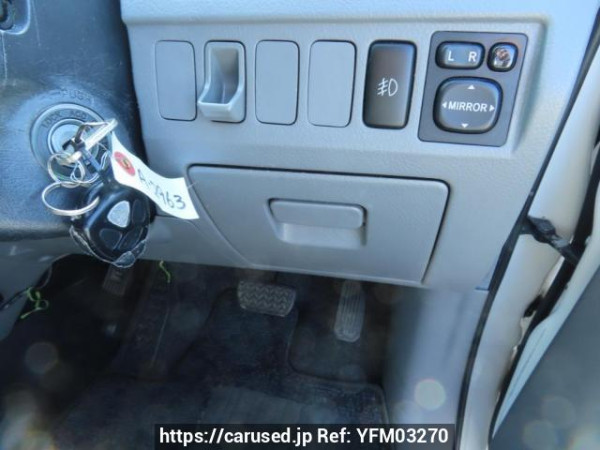 Used 2006 AT toyota voxy AZR60G Image[32]