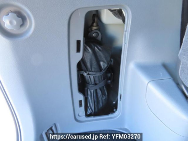 Used 2006 AT toyota voxy AZR60G Image[48]