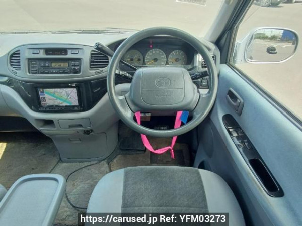 Used 1999 AT toyota hiace-regius RCH41W Image[18]