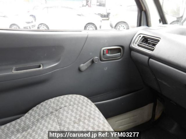 Used 1999 AT toyota hiace-van RZH102V Image[27]