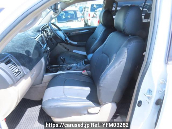 Used 2004 AT toyota hilux-surf RZN215W Image[16]