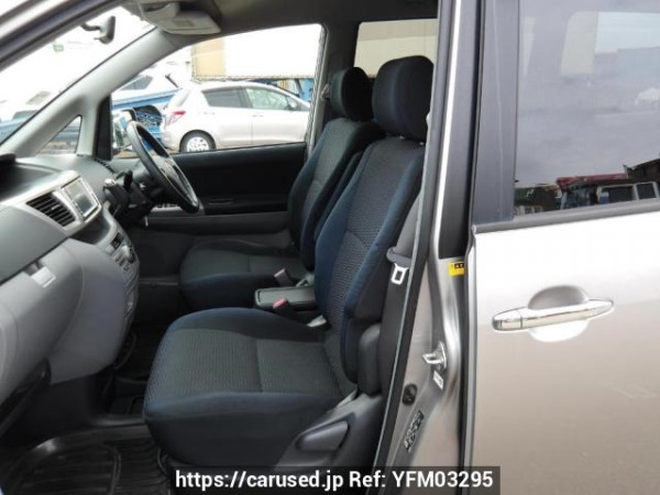 Used 2006 AT toyota voxy AZR60G Image[14]