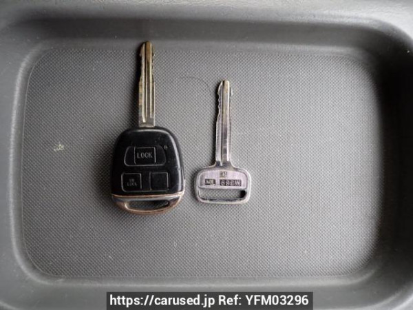 Used 2005 AT toyota regiusace-van KDH200V Image[29]