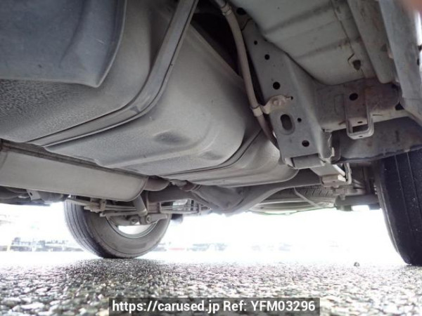 Used 2005 AT toyota regiusace-van KDH200V Image[38]