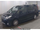 Toyota Noah ZRR80W