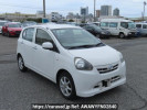 Daihatsu Mira e:S LA300S