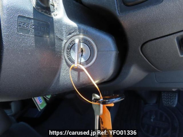 Used 2005 AT toyota regiusace-van KDH200V Image[28]