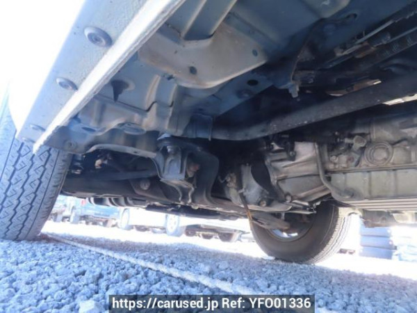 Used 2005 AT toyota regiusace-van KDH200V Image[40]