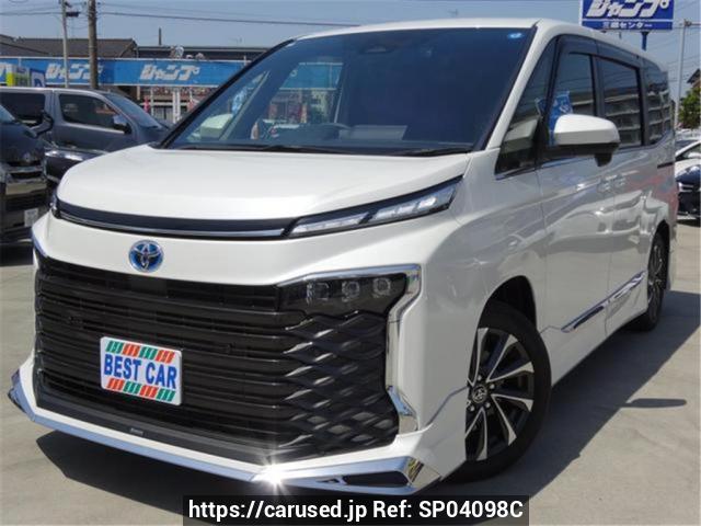 Buy Used 2025 Toyota Voxy ZWR90W (SP04098C) - Carused.jp