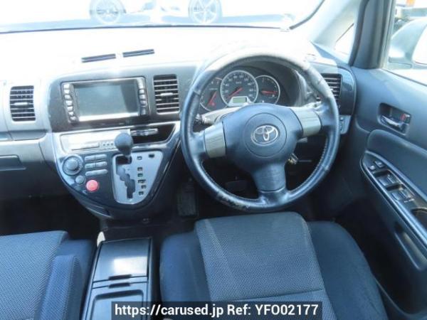 Used 2004 AT toyota wish ZNE10G Image[22]
