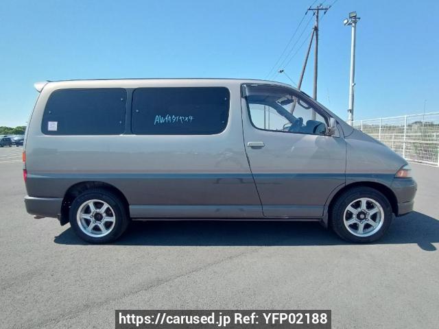 Buy Used 1996 Toyota Granvia RCH11W (YFP02188) - Carused.jp