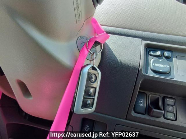 Used 2006 AT toyota sienta NCP81G Image[27]