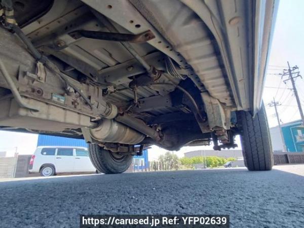 Used 2003 AT toyota hiace-van RZH102V Image[32]