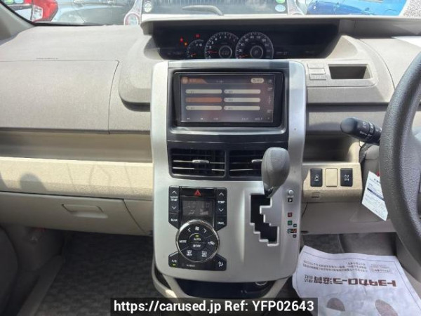 Used 2011 AT toyota noah ZRR75G Image[13]