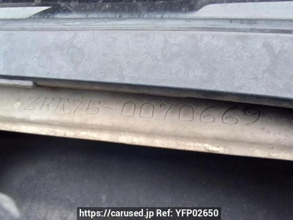 Used 2010 AT toyota noah ZRR75W Image[11]