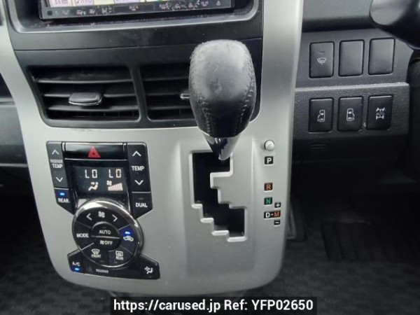 Used 2010 AT toyota noah ZRR75W Image[22]