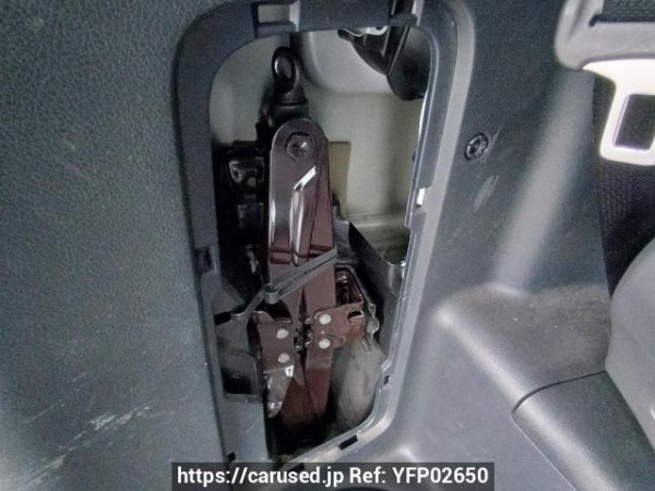 Used 2010 AT toyota noah ZRR75W Image[41]
