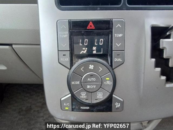 Used 2009 AT toyota noah ZRR75G Image[25]