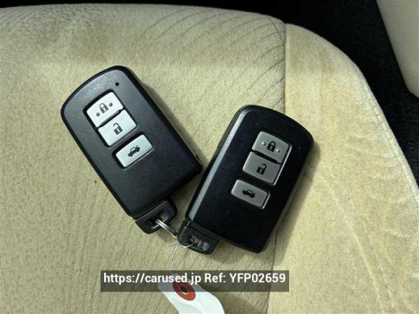 Used 2017 CVT toyota crown-hybrid AWS210 Image[16]