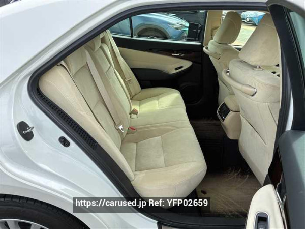 Used 2017 CVT toyota crown-hybrid AWS210 Image[20]