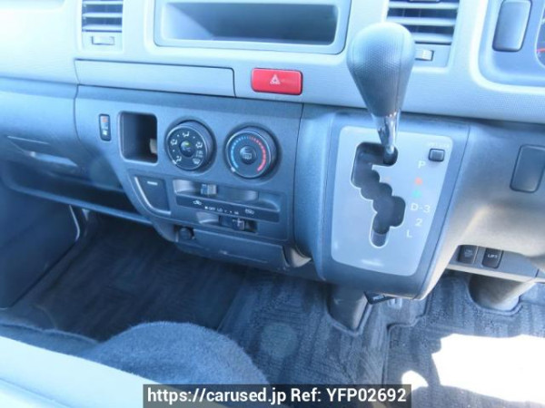 Used 2006 AT toyota hiace-van TRH200K Image[27]