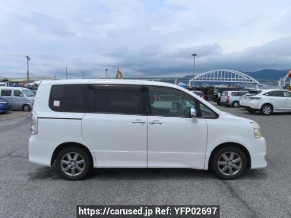 Used 2009 AT toyota voxy ZRR70W Image[7]