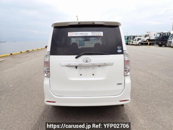 Used 2009 AT toyota voxy ZRR70W Image[5]