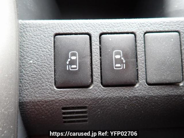 Used 2009 AT toyota voxy ZRR70W Image[28]