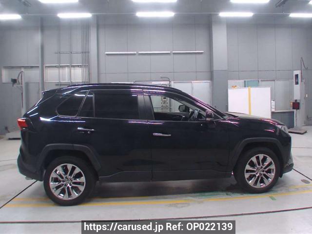 Buy Used 2020 Toyota RAV4 MXAA54 (OP022139) - Carused.jp
