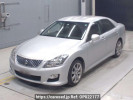 Toyota Crown GRS200