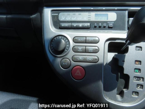 Used 2003 AT toyota wish ZNE10G Image[24]