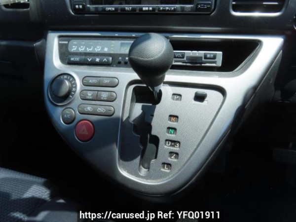 Used 2003 AT toyota wish ZNE10G Image[25]