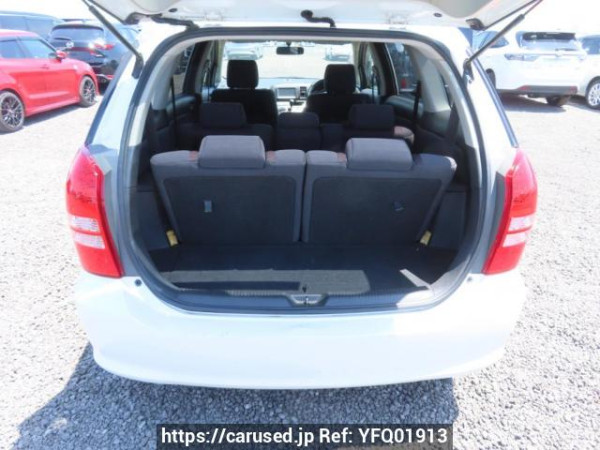 Used 2004 AT toyota wish ZNE10G Image[8]