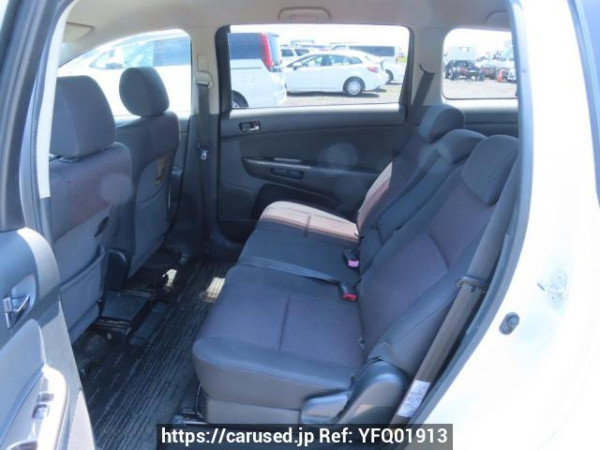 Used 2004 AT toyota wish ZNE10G Image[16]