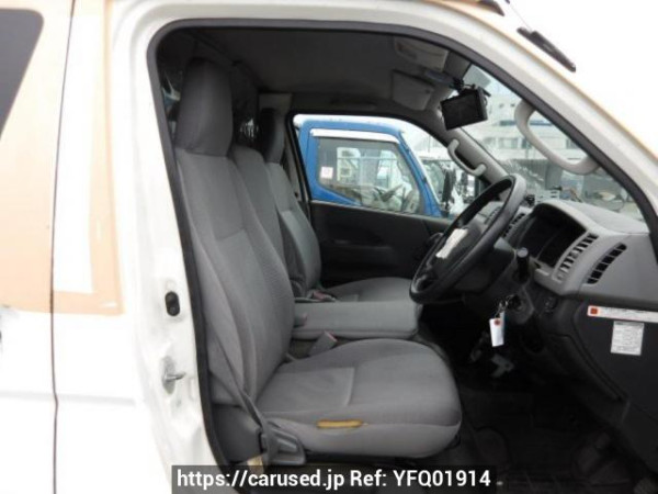 Used 2010 MT toyota hiace-van KDH201V Image[10]