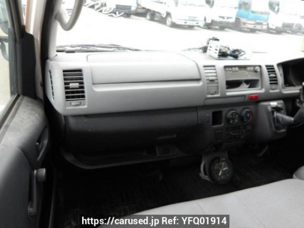 Used 2010 MT toyota hiace-van KDH201V Image[12]