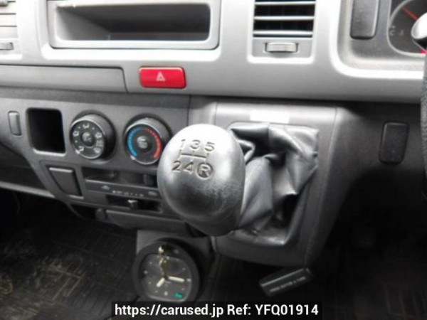 Used 2010 MT toyota hiace-van KDH201V Image[15]