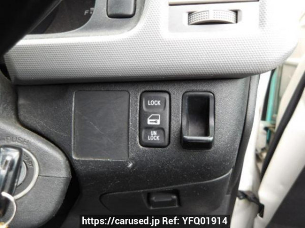 Used 2010 MT toyota hiace-van KDH201V Image[18]