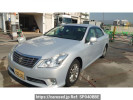 Toyota Crown GRS200