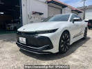 Toyota Crown Crossover TZSH35