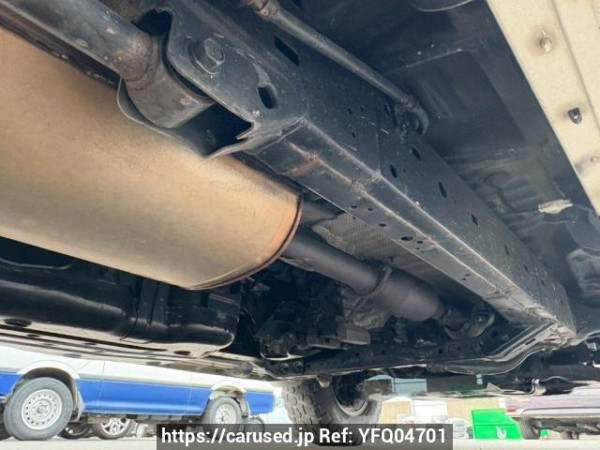 Used 2005 AT toyota hilux-surf TRN215W Image[36]