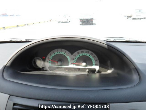 Used 2005 AT toyota sienta NCP81G Image[25]