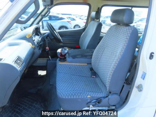Used 2003 AT toyota regiusace-van TRH102V Image[12]